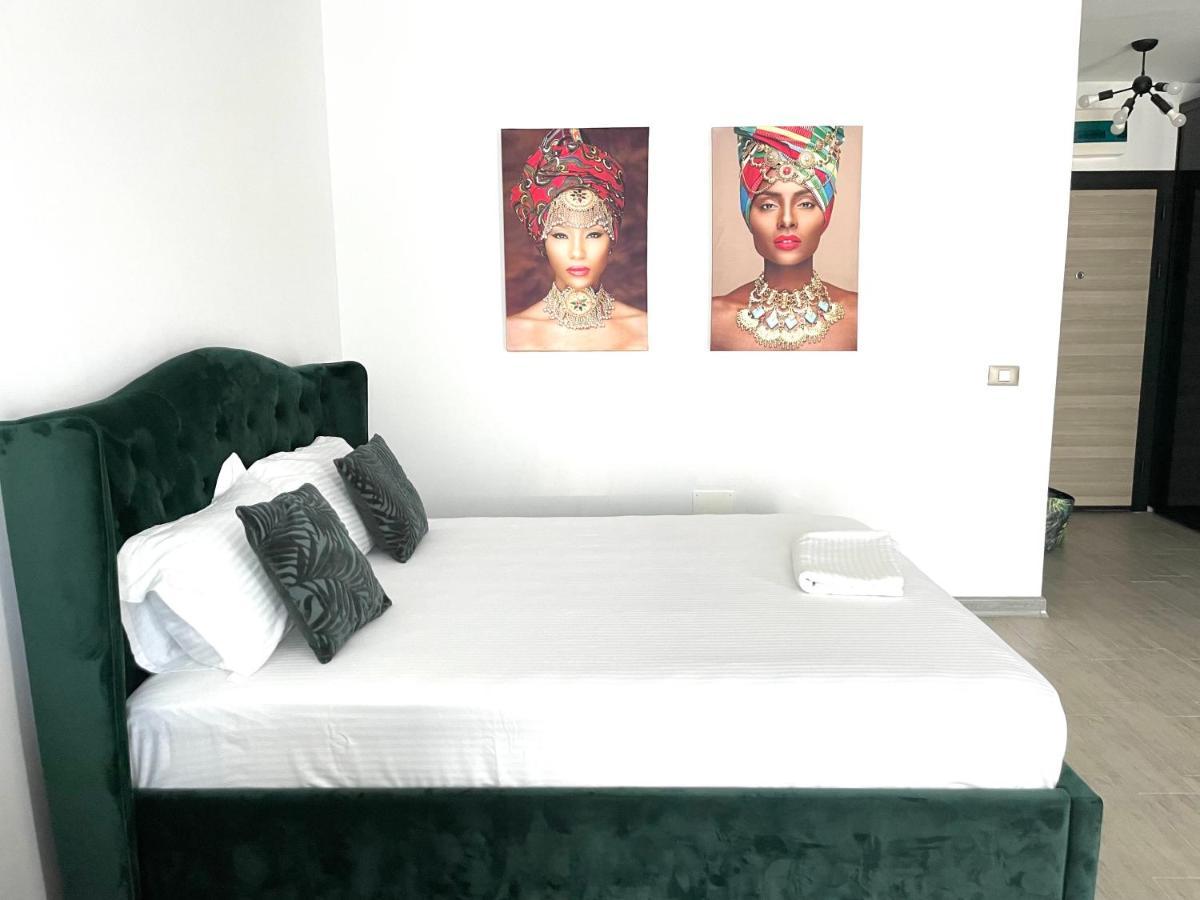 Nicolas By Alezzii Beach Apartament Studio Năvodari المظهر الخارجي الصورة