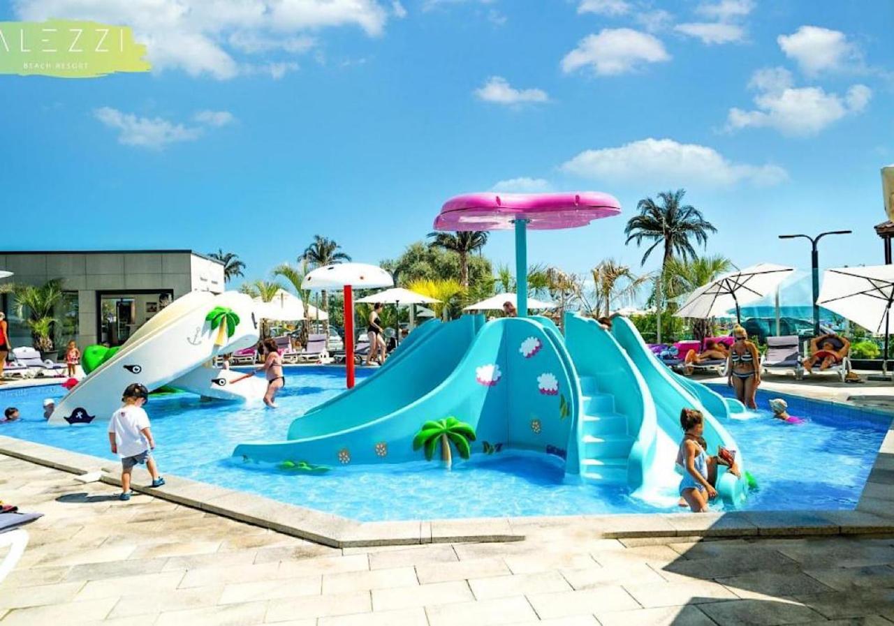 Nicolas By Alezzii Beach Apartament Studio Năvodari المظهر الخارجي الصورة